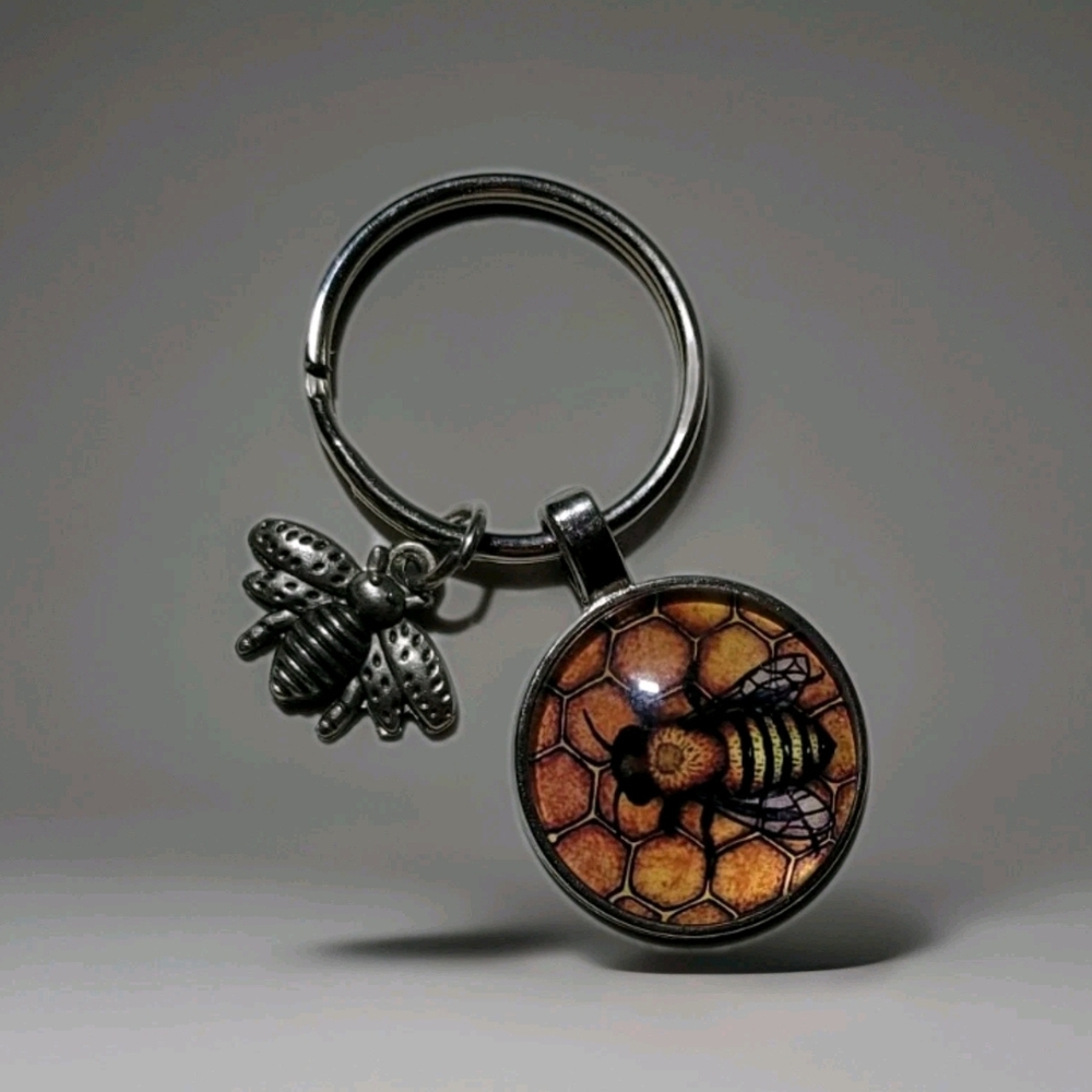 HONEY BEE Honeycomb Pattern 1" Round Pendant & Bumblebee Charm Key Chain - NEW